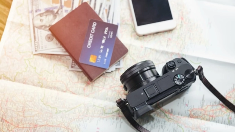 Credit Cards vs. Cash